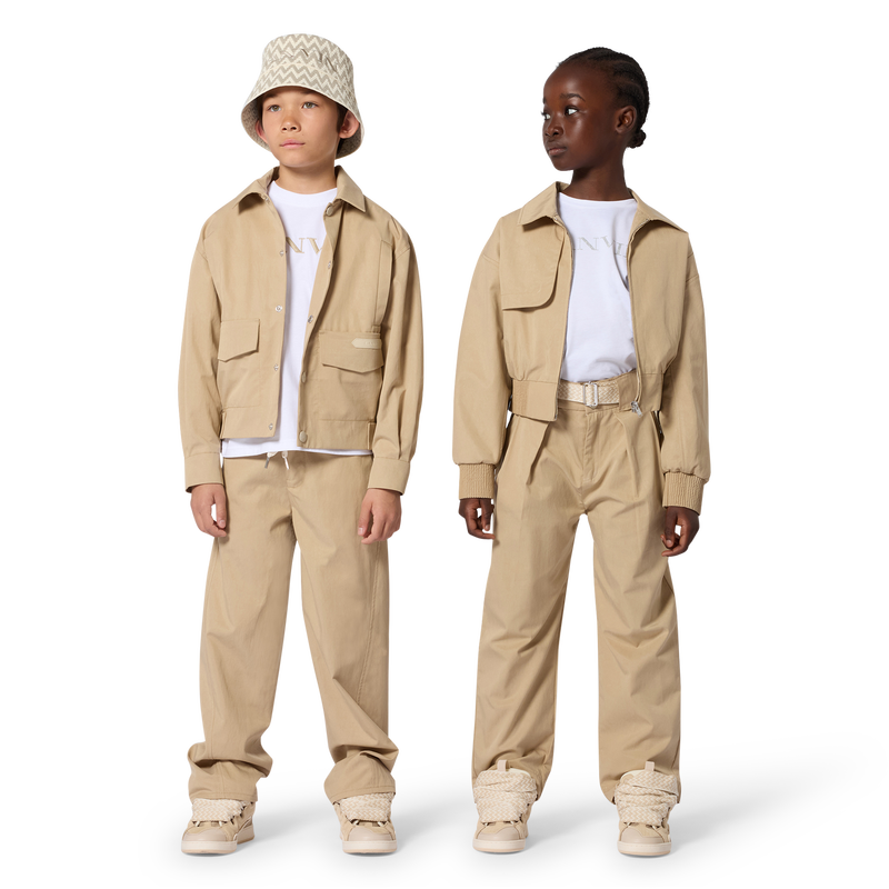 HOSE MIT ILLUSTRATION LANVIN 
                        JUNGE