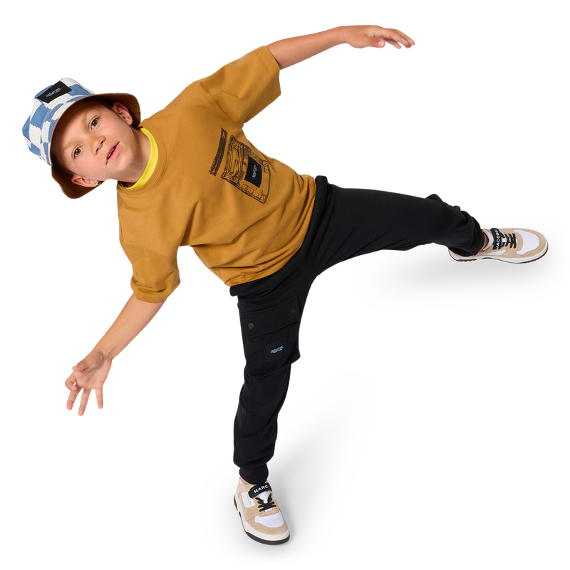 BOB REVERSIBEL MARC JACOBS 
                        JUNGE