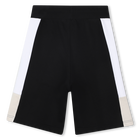 Dreifarbige Jogging-Bermudas BOSS 
                    JUNGE
