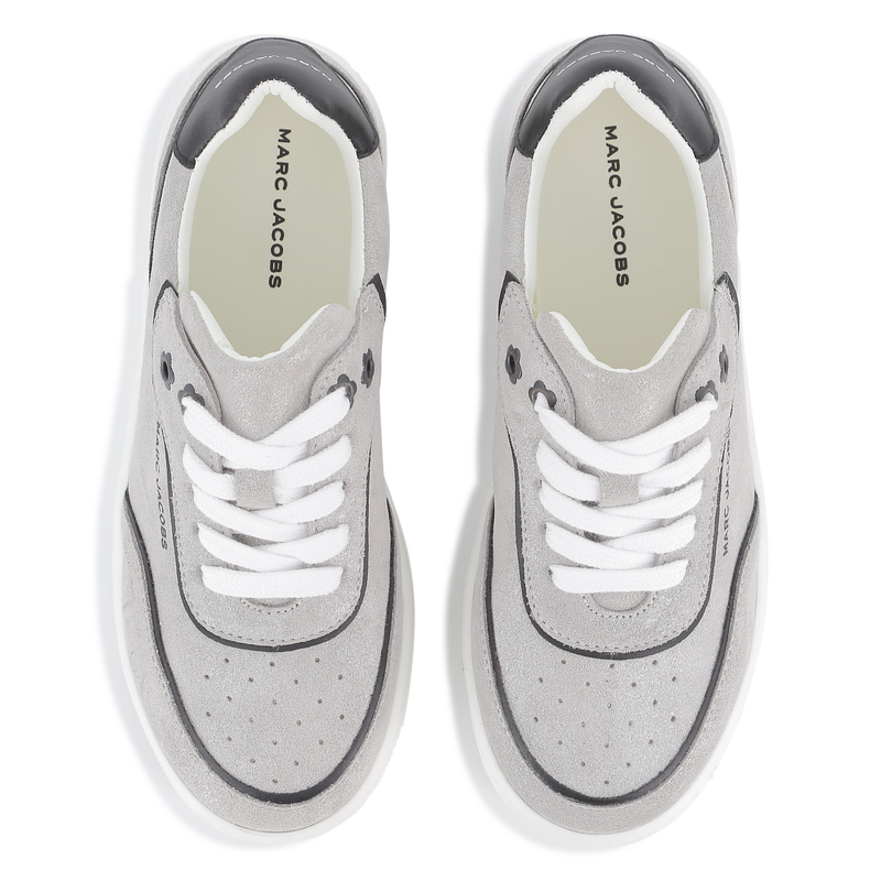 Low-Top-Sneakers mit Schn&uuml;rung MARC JACOBS 
                        M&Auml;DCHEN