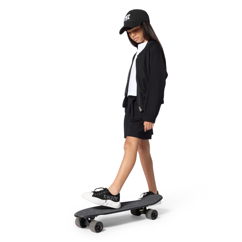 SNEAKER ZUM SCHN&Uuml;REN DKNY 
                        M&Auml;DCHEN