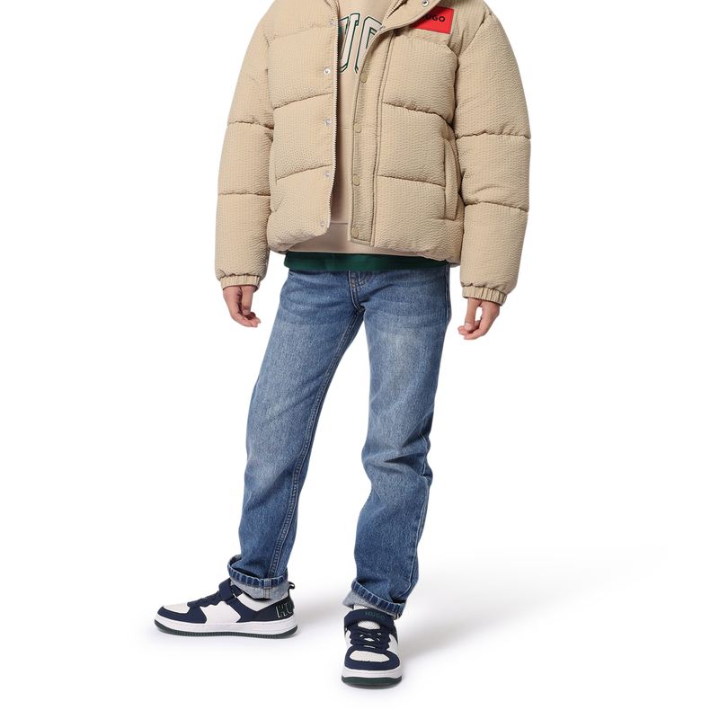 Gerade Jeans aus Baumwolle HUGO 
                        JUNGE