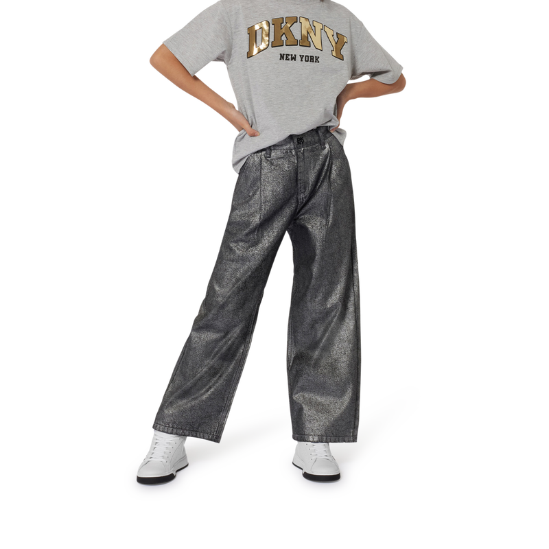 Jeans mit weitem Schnitt DKNY 
                        M&Auml;DCHEN