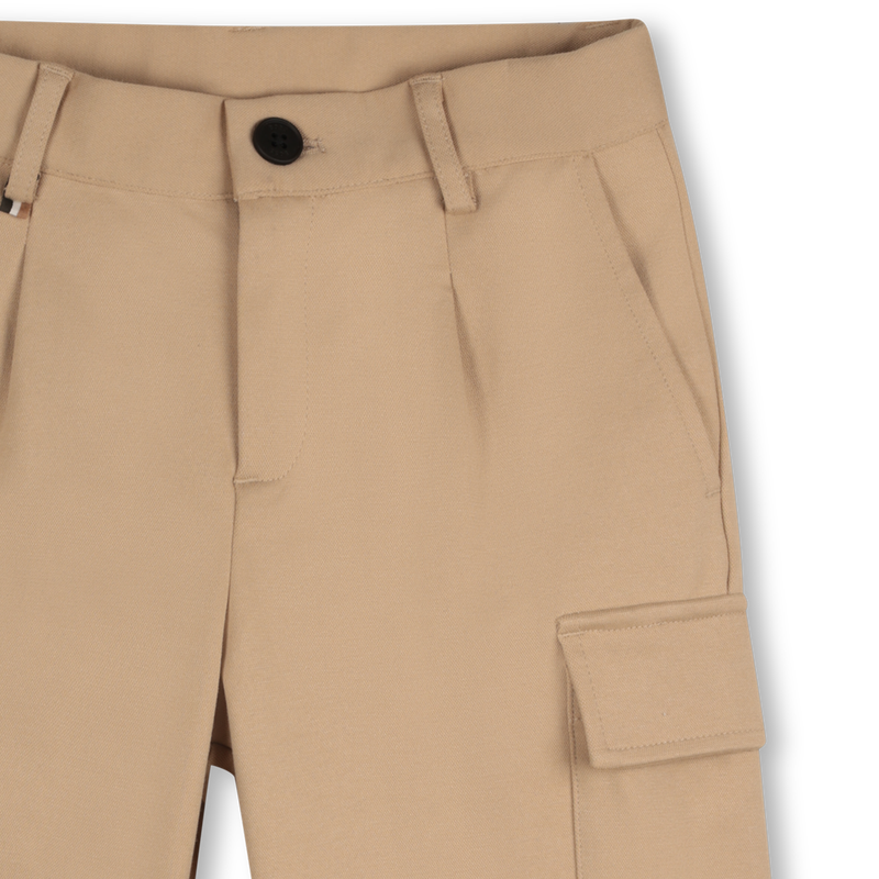 Einfarbige Bermudas BOSS 
                        JUNGE