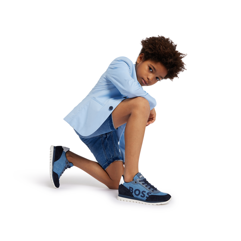 Sneakers zum Schn&uuml;ren