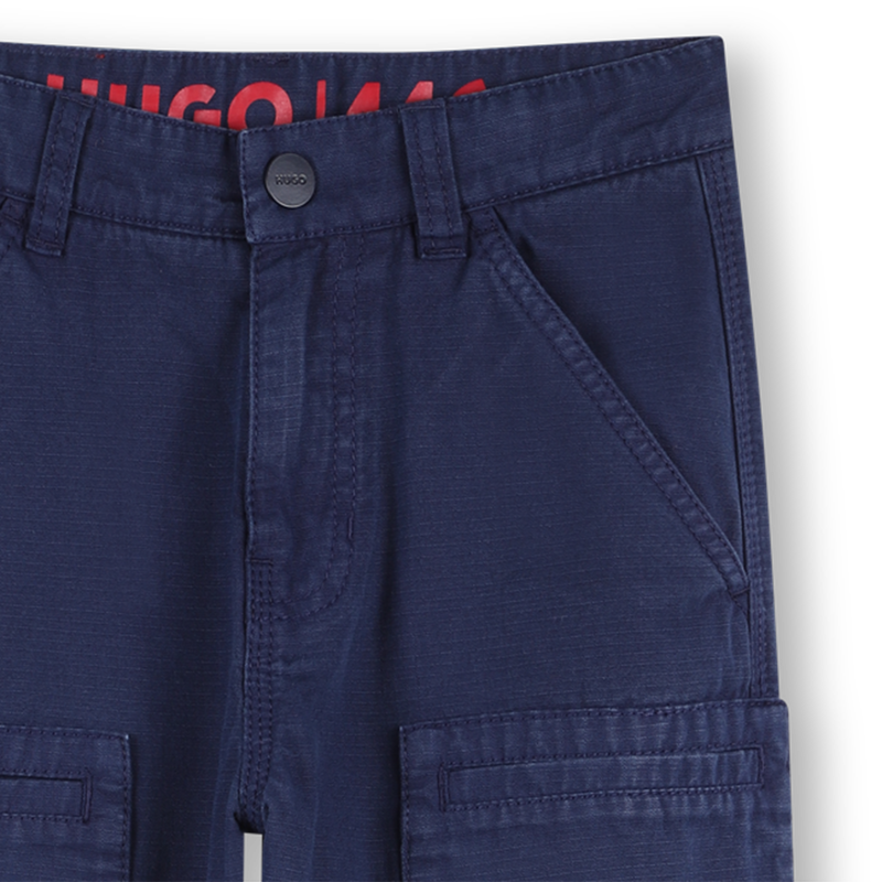 HOSE MIT TASCHEN HUGO 
                        JUNGE