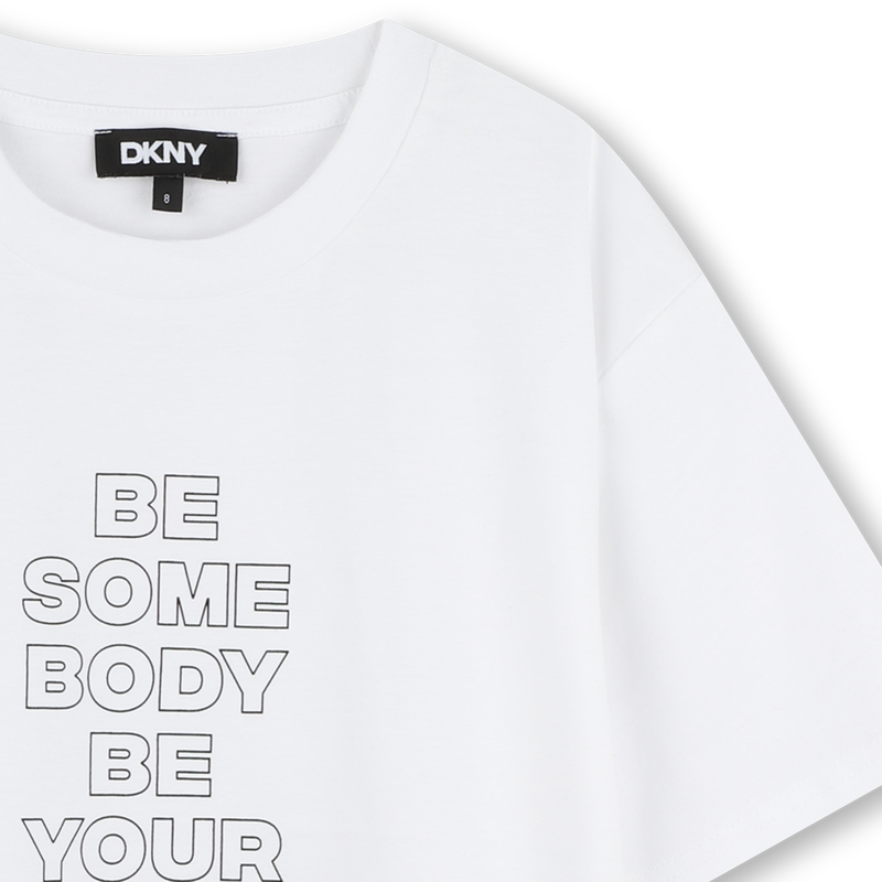 Kurzarm-T-Shirt aus Baumwolle DKNY 
                        M&Auml;DCHEN