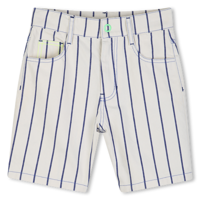 BERMUDASHORTS AUS ZERKNITTERTEM MATERIAL BILLIEBLUSH JUNGE