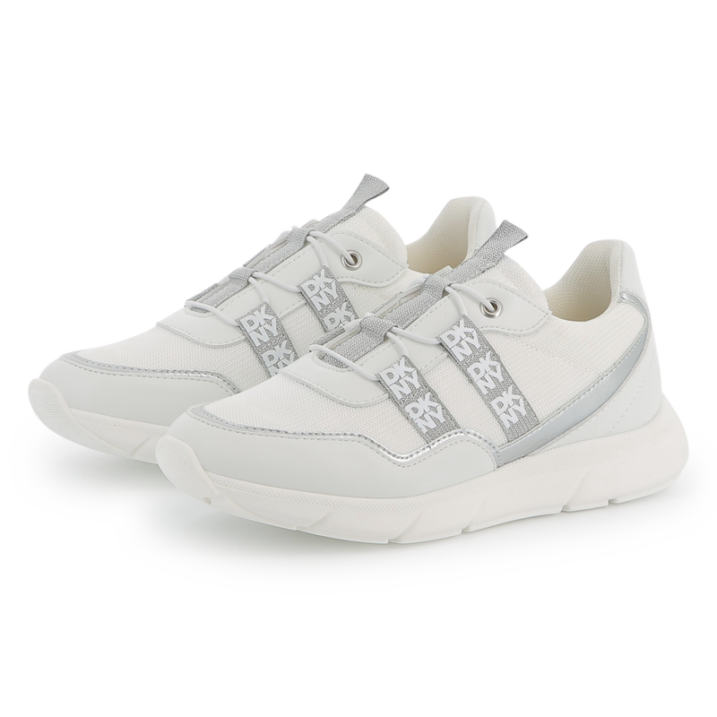 Sneaker aus zwei Materialien DKNY 
                        M&Auml;DCHEN