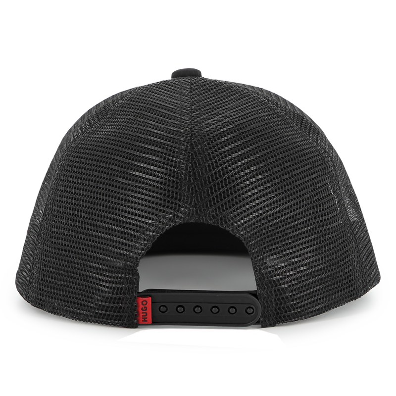 KAPPE HUGO 
                        JUNGE