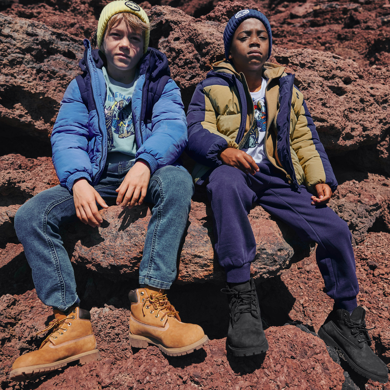 Wasserabweisende Daunenjacke mit Kapuze TIMBERLAND 
                        JUNGE