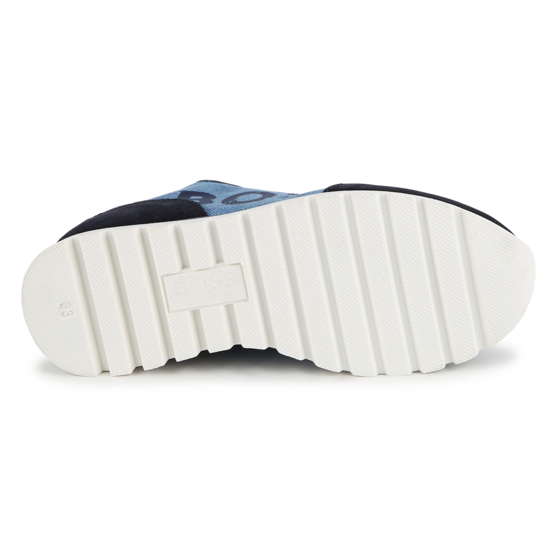 Sneakers zum Schn&uuml;ren