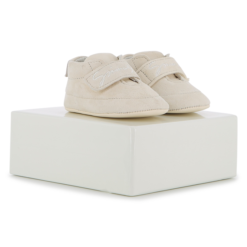 Gef&uuml;tterte Hausschuhe GIVENCHY 
                        UNISEX