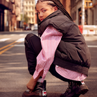 Gesteppte Weste DKNY 
                    M&Auml;DCHEN