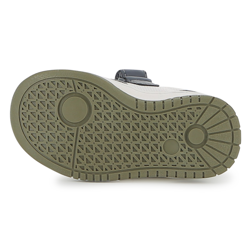 Sneaker mit elastischen Schn&uuml;rsenkeln BOSS 
                        JUNGE