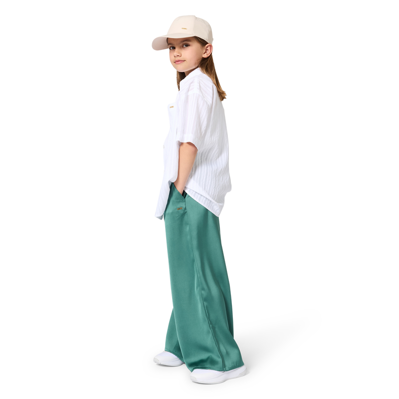 LEICHTES HEMD AUS GEPR&Auml;GTEM STOFF BOSS 
                        M&Auml;DCHEN