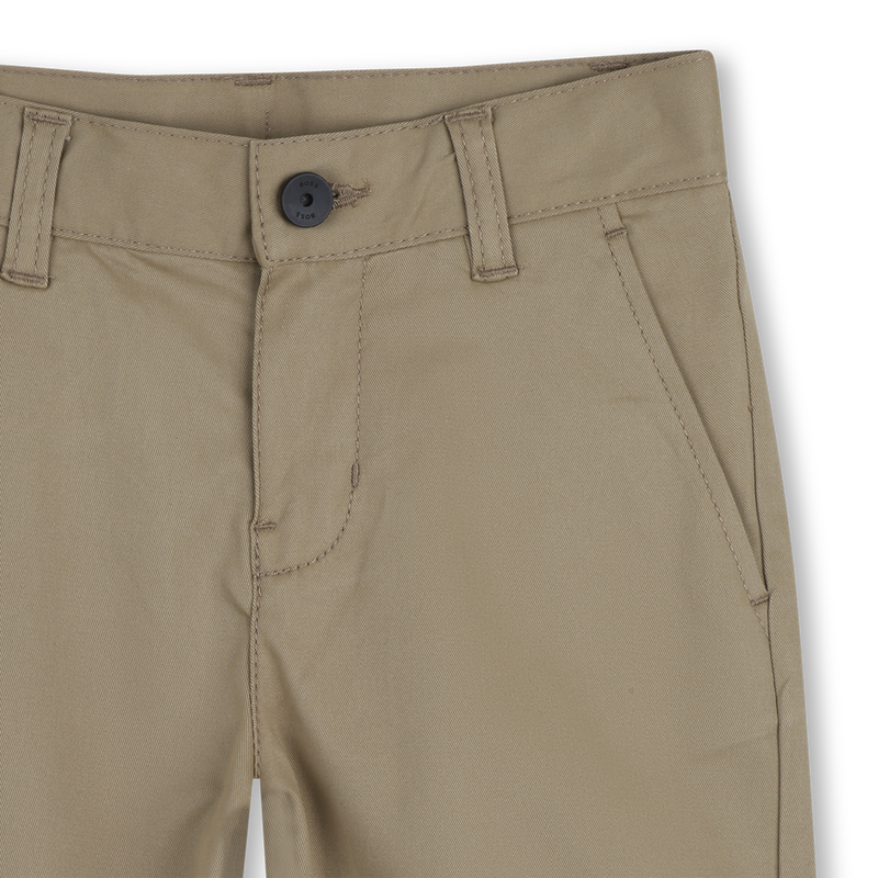 BERLUDA CHINO FORM BOSS 
                        JUNGE