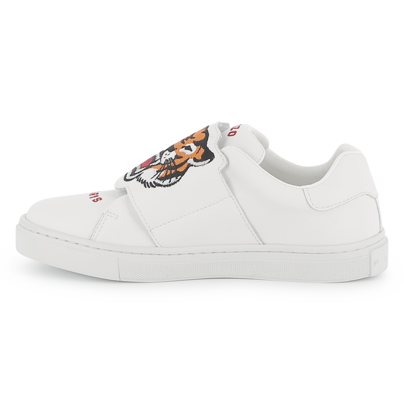 Sneaker mit Klettverschluss