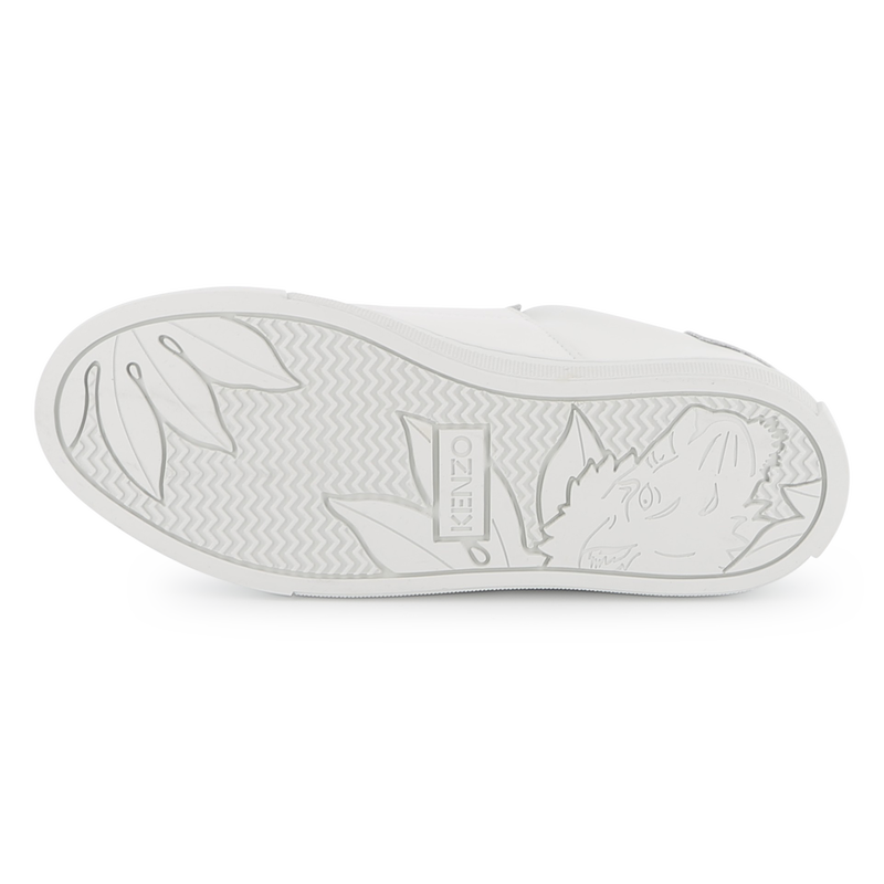 Sneaker mit Klettverschluss