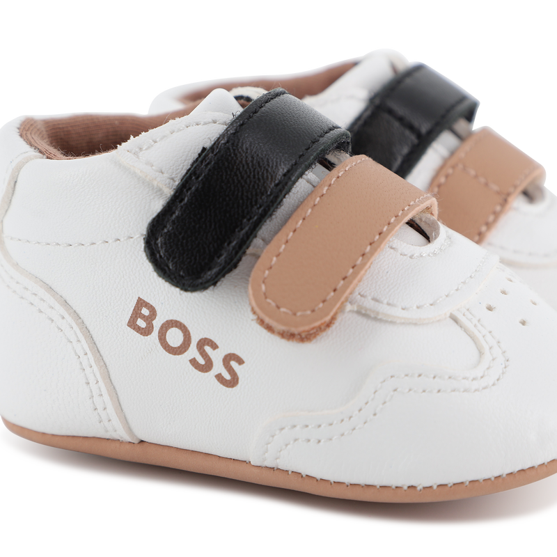 Hausschuhe BOSS 
                        JUNGE