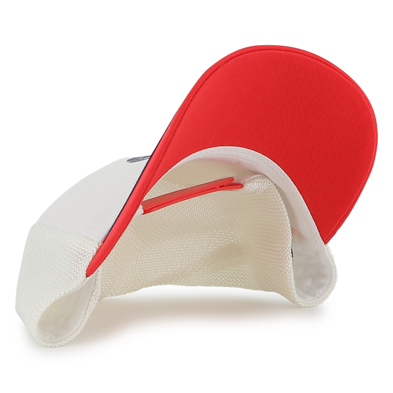 KAPPE MIT ILLUSTRATION TIMBERLAND 
                        JUNGE