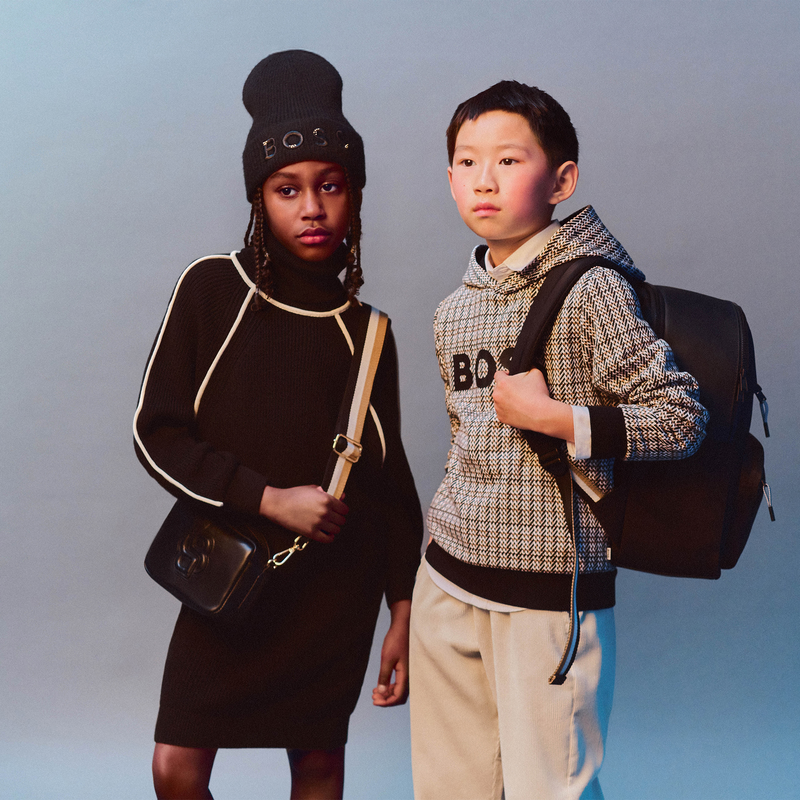 Kapuzenpullover BOSS 
                        JUNGE