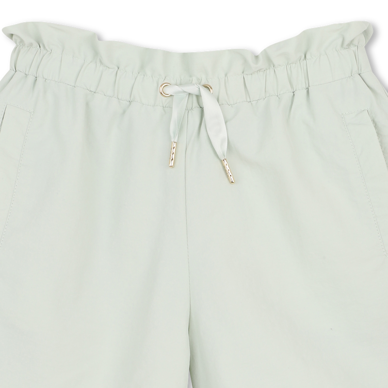 SHORTS MIT ELASTISCHEM BUND BOSS 
                        MÄDCHEN