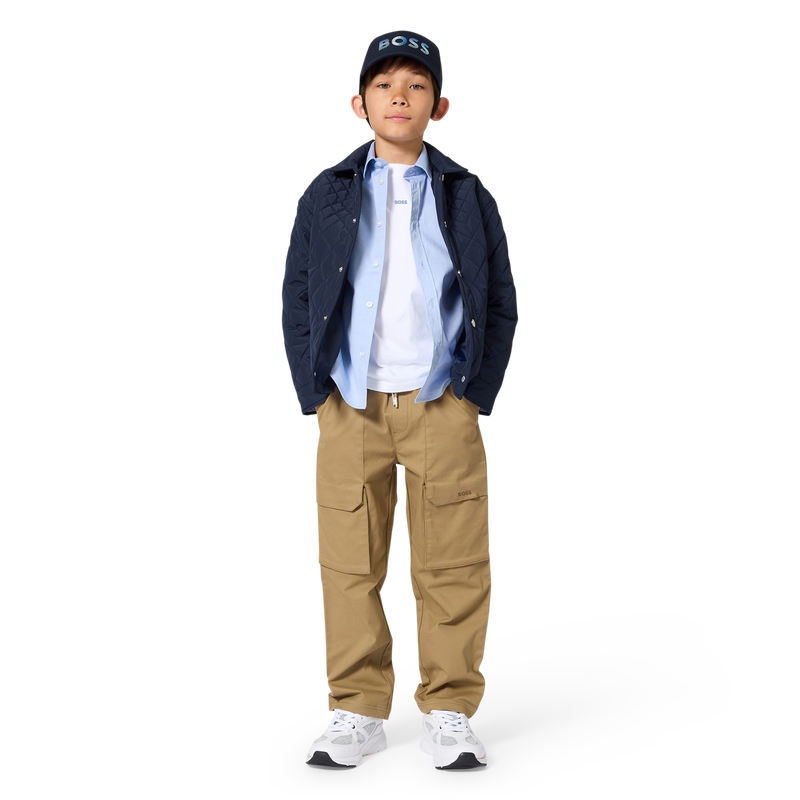 JACKE MIT STEPPEFFEKT BOSS 
                        JUNGE