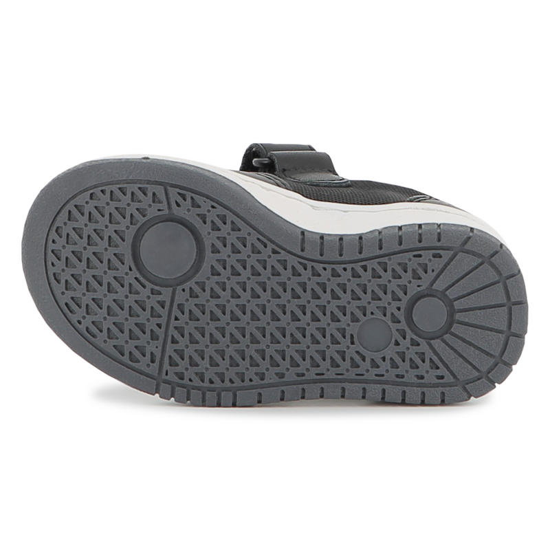 Sneaker mit elastischen Schnürsenkeln BOSS 
                        JUNGE