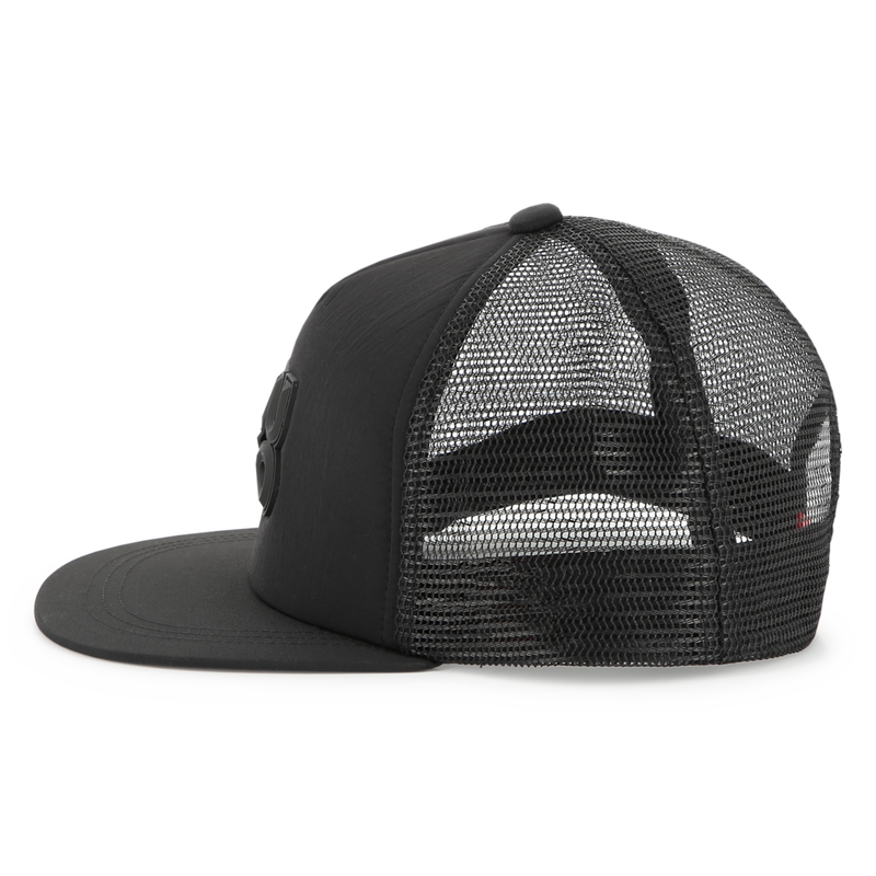 KAPPE HUGO 
                        JUNGE