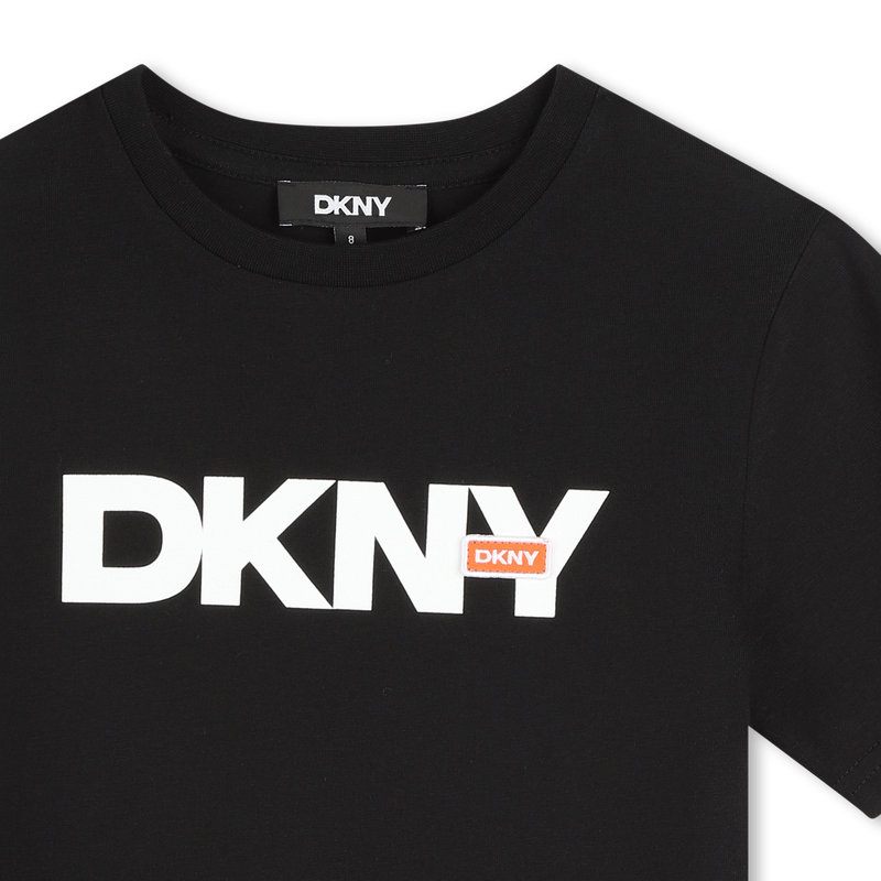 Kurzarm-T-Shirt aus Baumwolle DKNY 
                        UNISEX