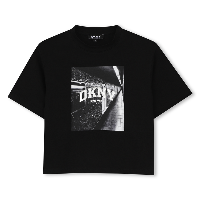 T-Shirt mit kurzen &Auml;rmeln DKNY 
                        M&Auml;DCHEN