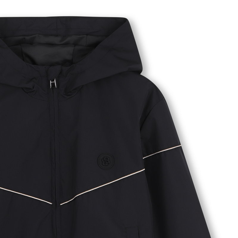 WINDJACKE MIT KAPUZE BOSS 
                        JUNGE