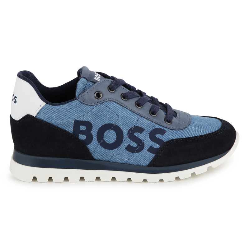 Sneakers zum Schn&uuml;ren