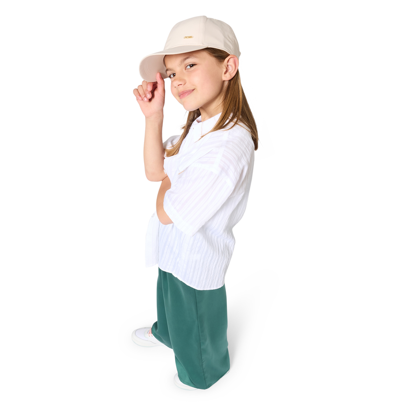 KAPPE MIT VERSTELLBAREM VERSCHLUSS BOSS 
                        M&Auml;DCHEN