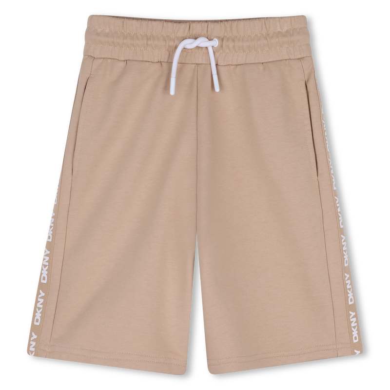 SET AUS T-SHIRT UND BERMUDASHORTS DKNY 
                        JUNGE