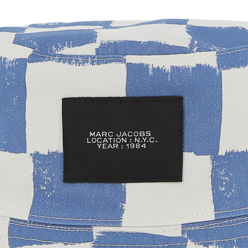 BOB REVERSIBEL MARC JACOBS 
                        JUNGE