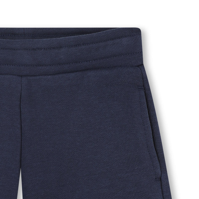 Einfarbige Sweatshorts BOSS 
                        JUNGE